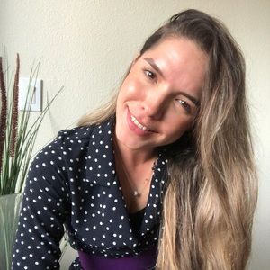 Meet your Posher, Victoria